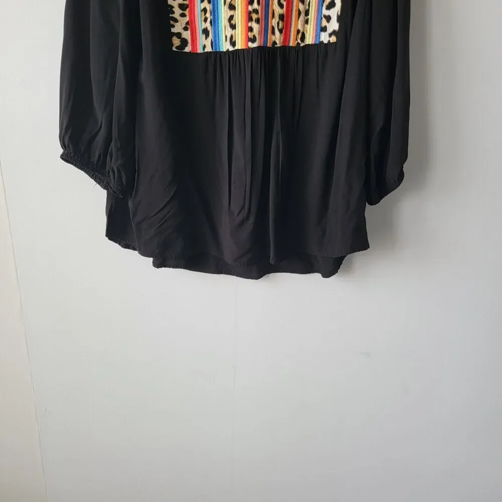 Savanna Jane Womens Animal Pattern Top size M Boho 3/4 sleeve